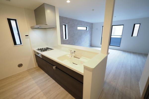 所沢市上新井4丁目　新築一戸建て キッチン