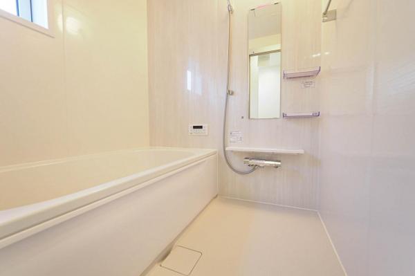 ふじみ野市亀久保　新築一戸建て 浴室