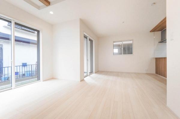 ふじみ野市亀久保　新築一戸建て リビング