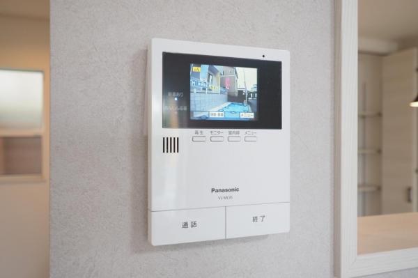 川越市志多町　新築一戸建て TVモニター付きインターフォン