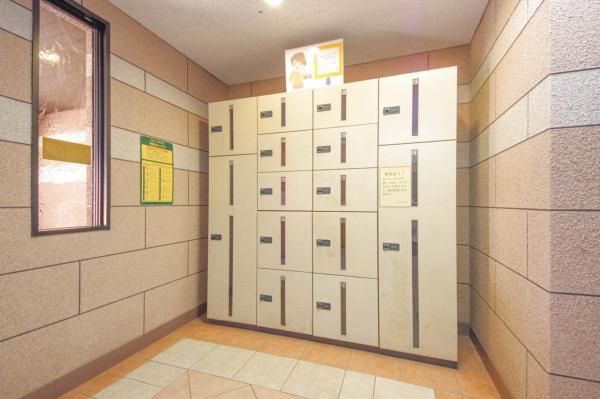 ロイヤルステージ南古谷　5階 宅配ボックス