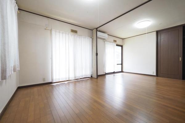 日高市武蔵台5丁目　中古一戸建て 洋室