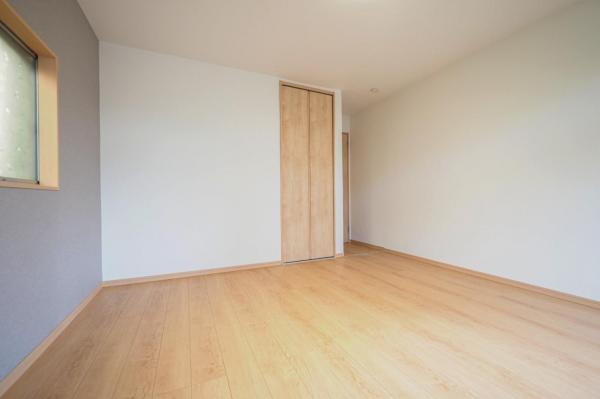 坂戸市西坂戸4丁目　中古一戸建て 収納