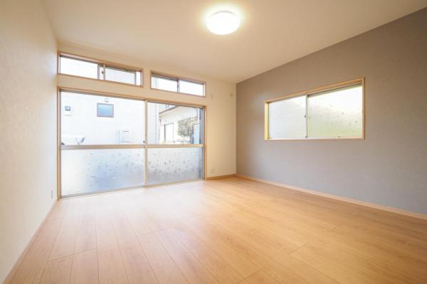 坂戸市西坂戸4丁目　中古一戸建て 寝室