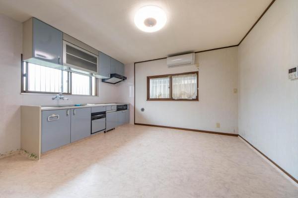 【住協だけのお預かり物件】狭山市大字下奥富　中古一戸建て ダイニングキッチン