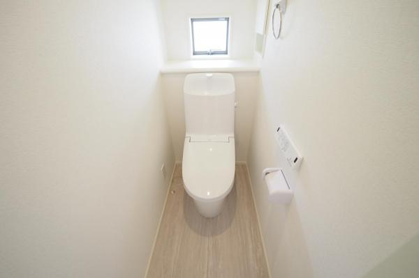 所沢市けやき台1丁目　新築一戸建て トイレ