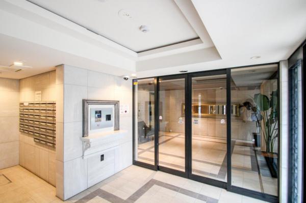 ヴェレーナ練馬北町　7階 エントランス（外）