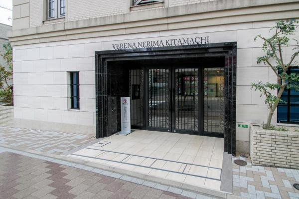ヴェレーナ練馬北町　7階 エントランス（外）
