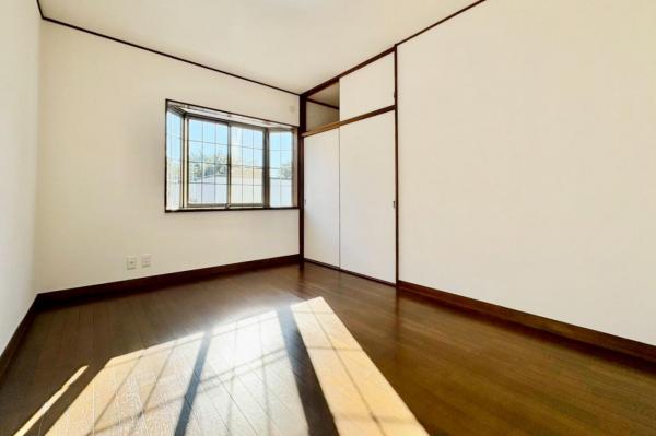 東松山市松山　中古一戸建て 寝室