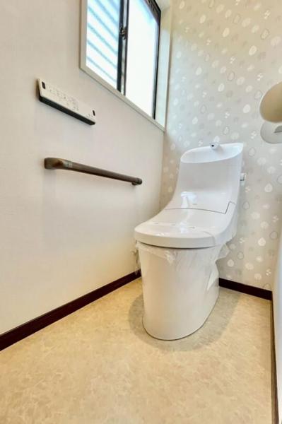 東松山市山崎町　中古一戸建て トイレ