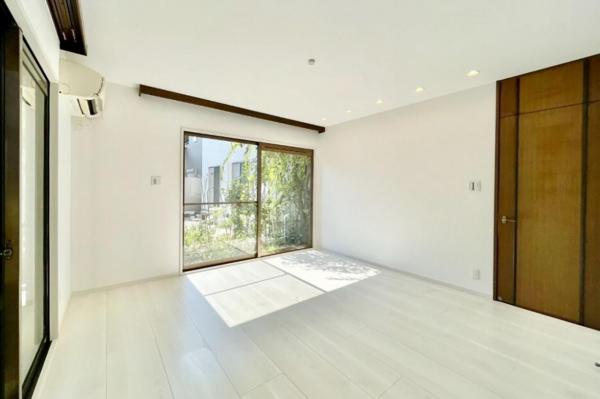 東松山市山崎町　中古一戸建て リビング