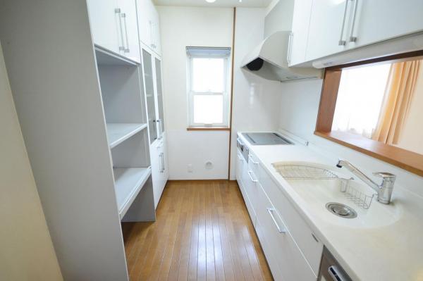 志木市幸町　中古一戸建　 キッチン