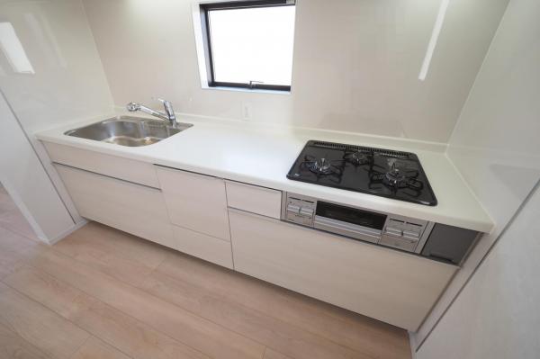 新座市北野2丁目　新築一戸建て キッチン