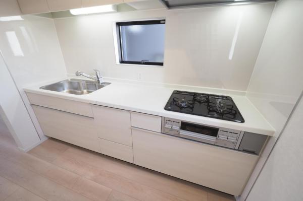新座市北野2丁目　新築一戸建て キッチン