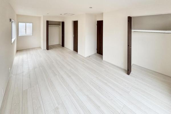 入間市東藤沢５丁目　新築一戸建て　 洋室