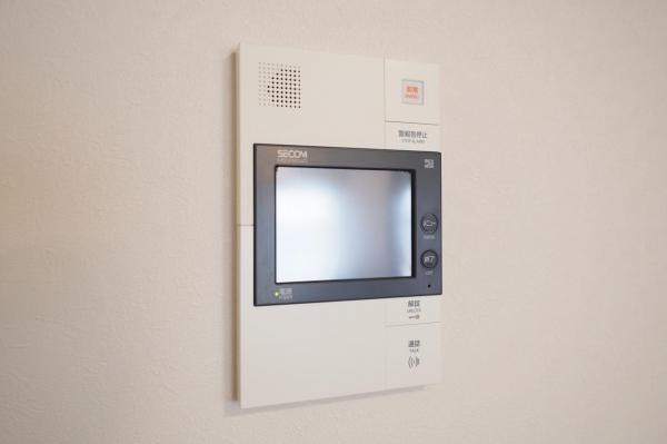 朝日パリオ入間市　７階 TVモニター付きインターフォン