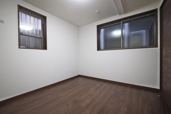 西東京市保谷町1丁目　新築一戸建て 洋室