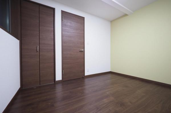 西東京市保谷町1丁目　新築一戸建て 洋室