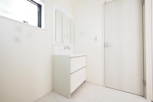 川越市大仙波　新築一戸建て 洗面化粧台