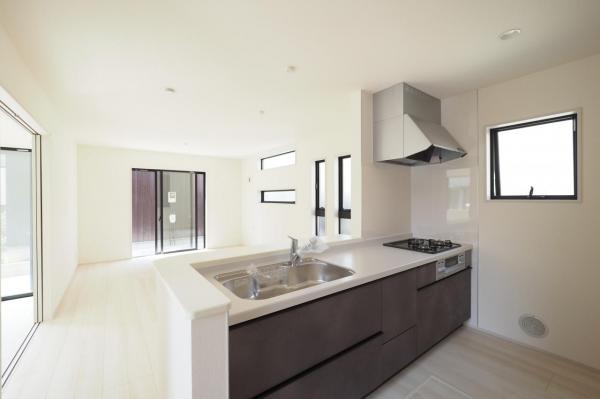 川越市大仙波　新築一戸建て キッチン