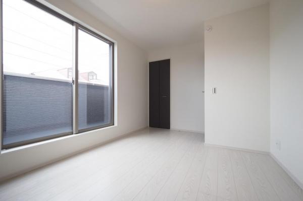 【LDK20帖以上】朝霞市本町1丁目　新築一戸建て 寝室