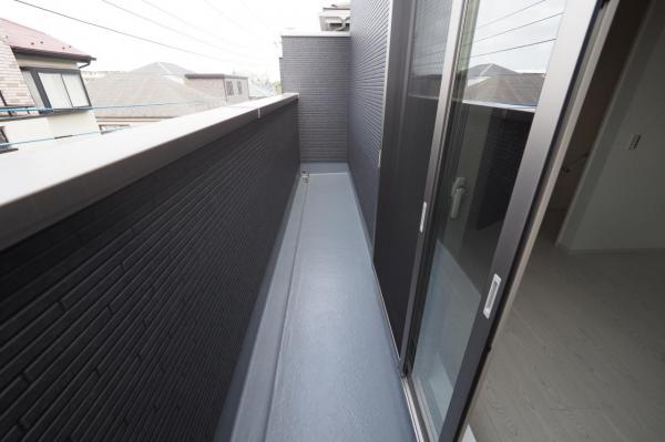 【LDK20帖以上】朝霞市本町1丁目　新築一戸建て バルコニー