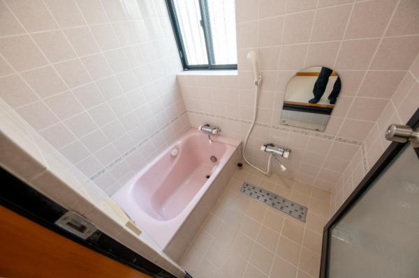 【見学予約受付中♪／リフォーム済みLDK18帖超】清瀬市上清戸2丁目　中古一戸建て 浴室