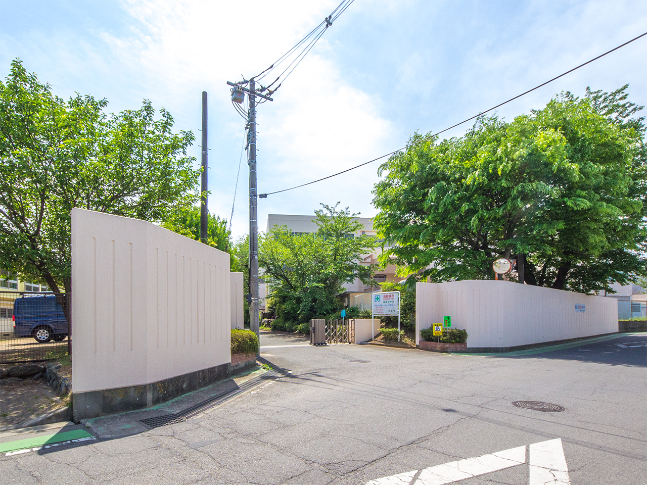 日高市立高萩中学校