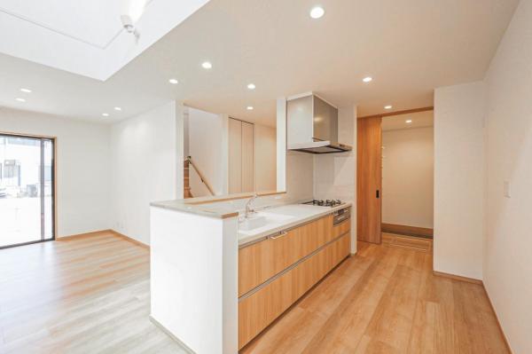 【土地38.6坪・収納豊富】川越市寺尾　新築一戸建て キッチン