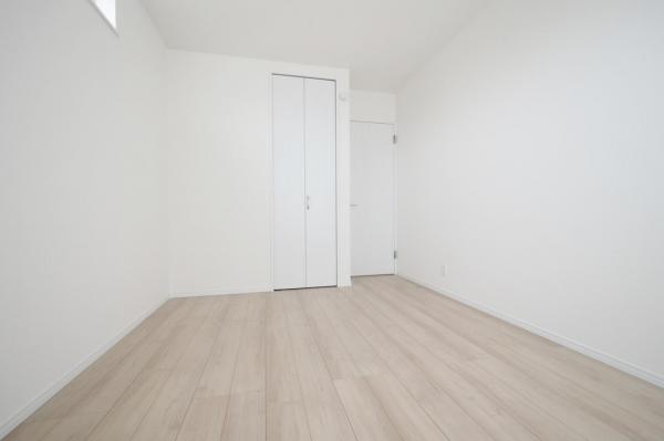 所沢市和ヶ原2丁目　新築一戸建て 洋室