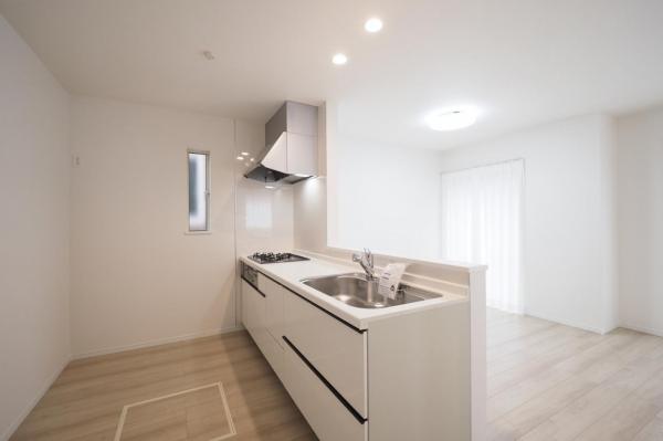 所沢市和ヶ原2丁目　新築一戸建て キッチン