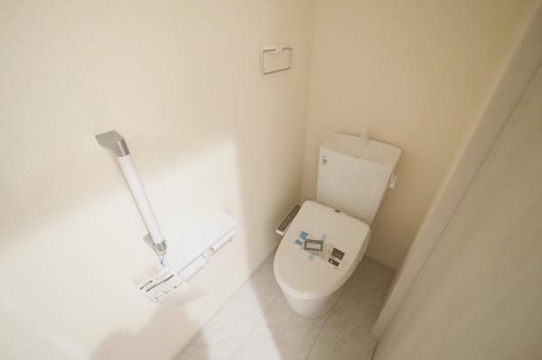 所沢市下富　新築一戸建て トイレ