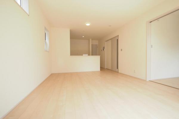 所沢市下富　新築一戸建て リビング