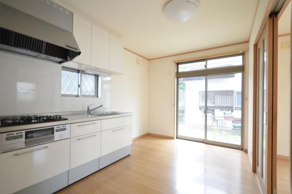 若葉駅徒歩10分|売主|鶴ヶ島市脚折|中古一戸建|住協   ダイニングキッチン