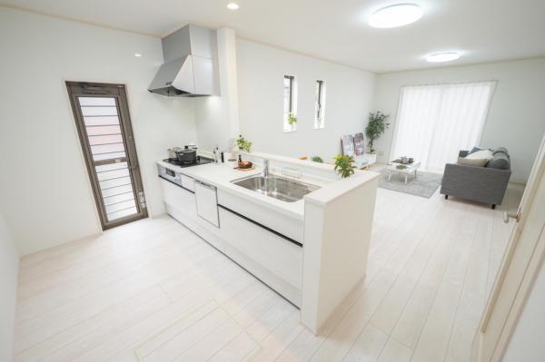 小平市美園町3丁目　新築一戸建て キッチン