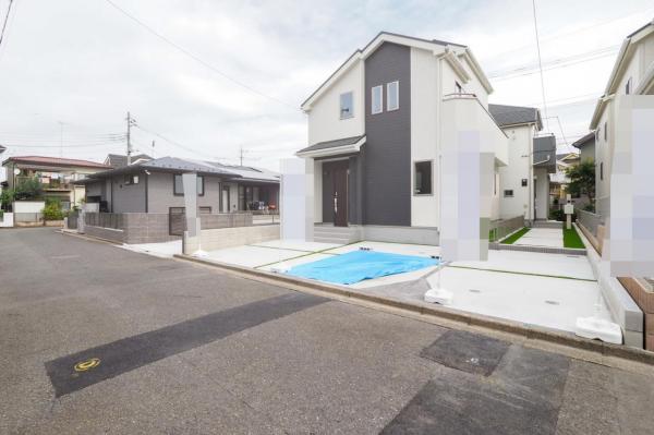 小平市美園町3丁目　新築一戸建て 前面道路含む現地写真