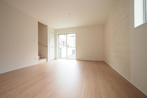 朝霞市膝折町5丁目　新築一戸建て 