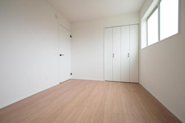 朝霞市膝折町5丁目　新築一戸建て 