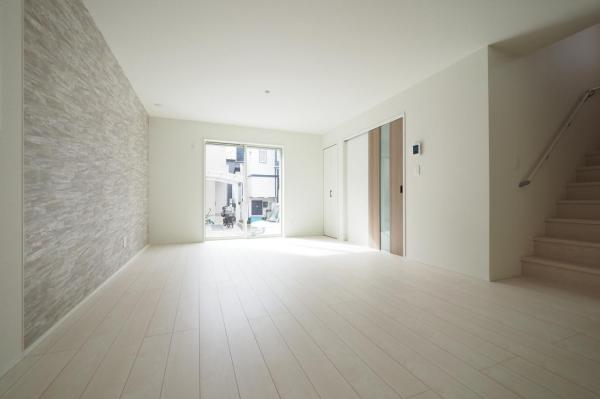 朝霞市膝折町5丁目　新築一戸建て 