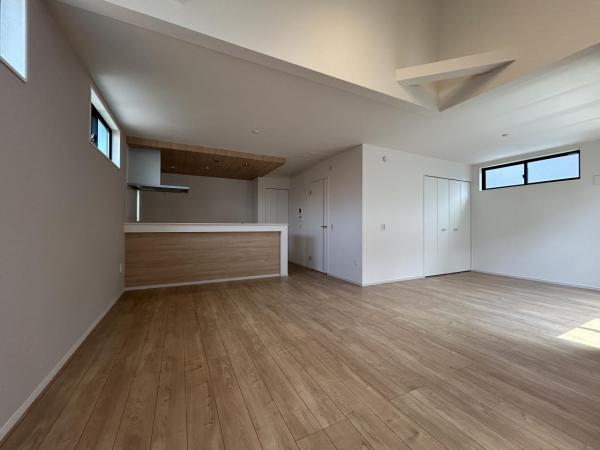 【武蔵浦和駅徒歩11分】さいたま市南区白幡2丁目　新築一戸建て 