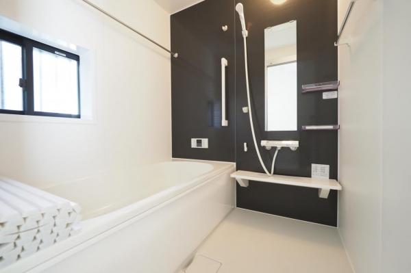 入間市黒須2丁目　新築一戸建て 浴室