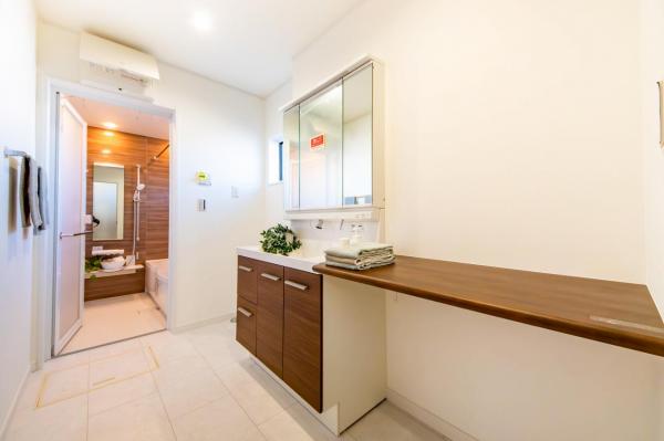 グランシア狭山　～笹井1丁目1期～　建築条件付土地 建物プラン例（内観写真）