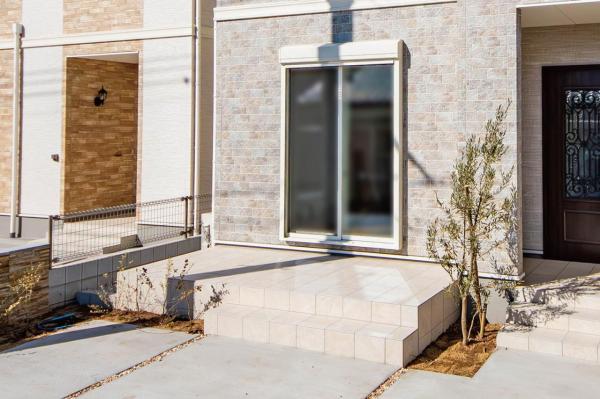 グランシア狭山　～笹井1丁目1期～　建築条件付土地 建物プラン例（外観写真）