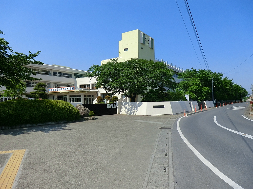 毛呂山町立泉野小学校