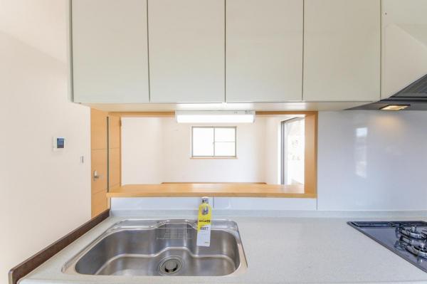 【大幅価格改定！／住協小手指支店の現地販売会開催中】所沢市上新井2丁目 中古一戸建て キッチン