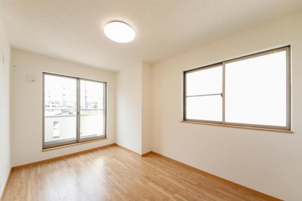 【大幅価格改定！／住協小手指支店の現地販売会開催中】所沢市上新井2丁目 中古一戸建て 洋室