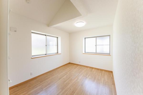 【大幅価格改定！／住協小手指支店の現地販売会開催中】所沢市上新井2丁目 中古一戸建て 子供部屋