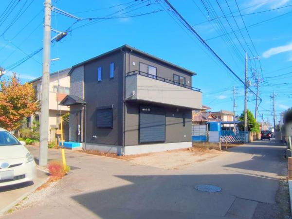 川越市砂新田　新築一戸建て 前面道路含む現地写真