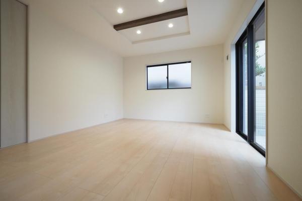 西東京市ひばりが丘4丁目　新築一戸建て リビング