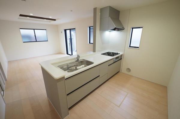 西東京市ひばりが丘4丁目　新築一戸建て キッチン